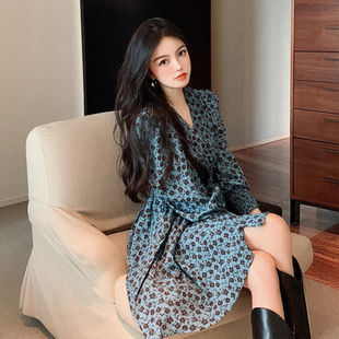 春装2021年新款小个子法式设计感小众春款雪纺碎花连衣裙子女春秋