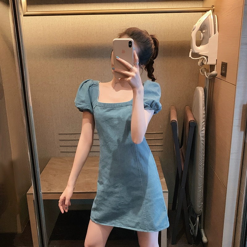 Màu xanh ngọt ngào denim màu xanh bong bóng tay áo vuông bé trai hẹn hò với váy nhỏ nhẹ sang trọng mùa hè của phụ nữ - Váy eo cao