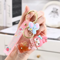 Подлинные сладкие маленькие объекты попадают в нефть-мелиди