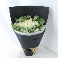 Rose Red Memorial [19 белых роз