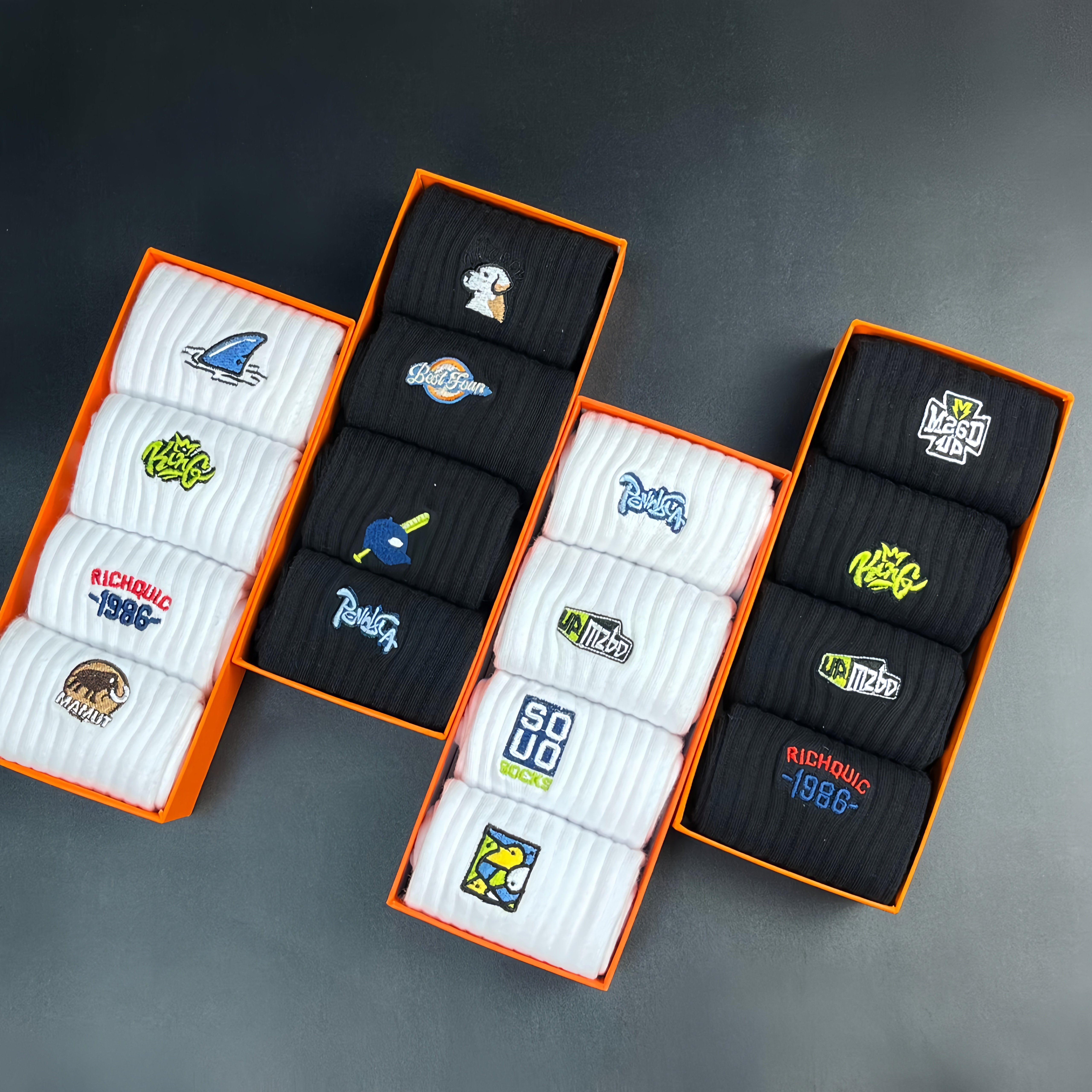 Men's Pure Cotton Winter Thickened Mid-Calf Socks Black and White ins Trendy Socks Embroidered Youth Boys' Sports Basketball Socks