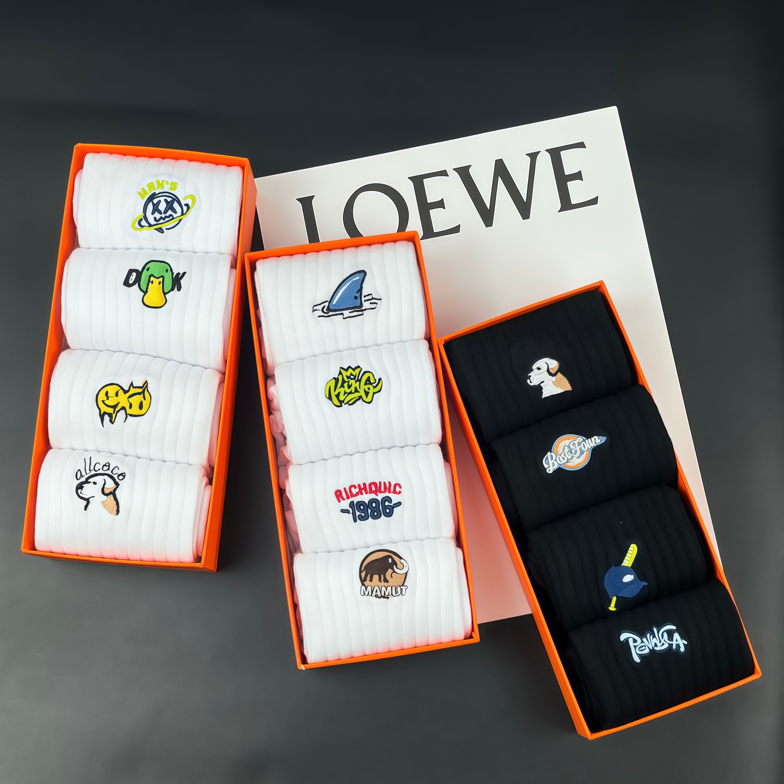 Men's Pure Cotton Winter Thickened Mid-Calf Socks Black and White ins Trendy Socks Embroidered Youth Boys' Sports Basketball Socks