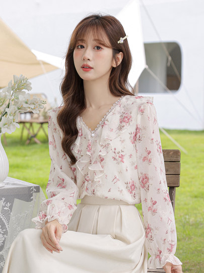 V领碎花雪纺衫长袖内搭衬衫2025早秋新款荷叶边上衣蕾丝打底衫女