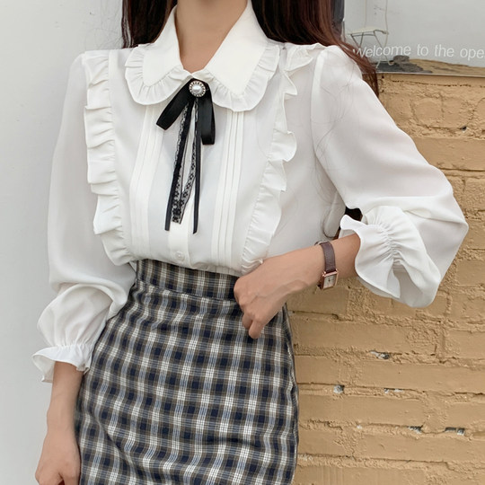 Белая шифоновая блузка с воротником-стойкой для женщин, стильная новинка ранней осени 2025 года с уникальным дизайном и бантом.
