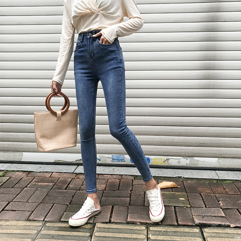 Jean femme - Ref 3192257 Image 1