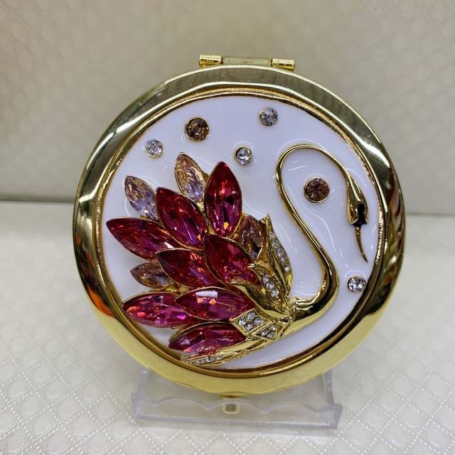 Russian boutique creation portable makeup mirror purple gold silver edge swan folding double-sided small mirror is very popular
