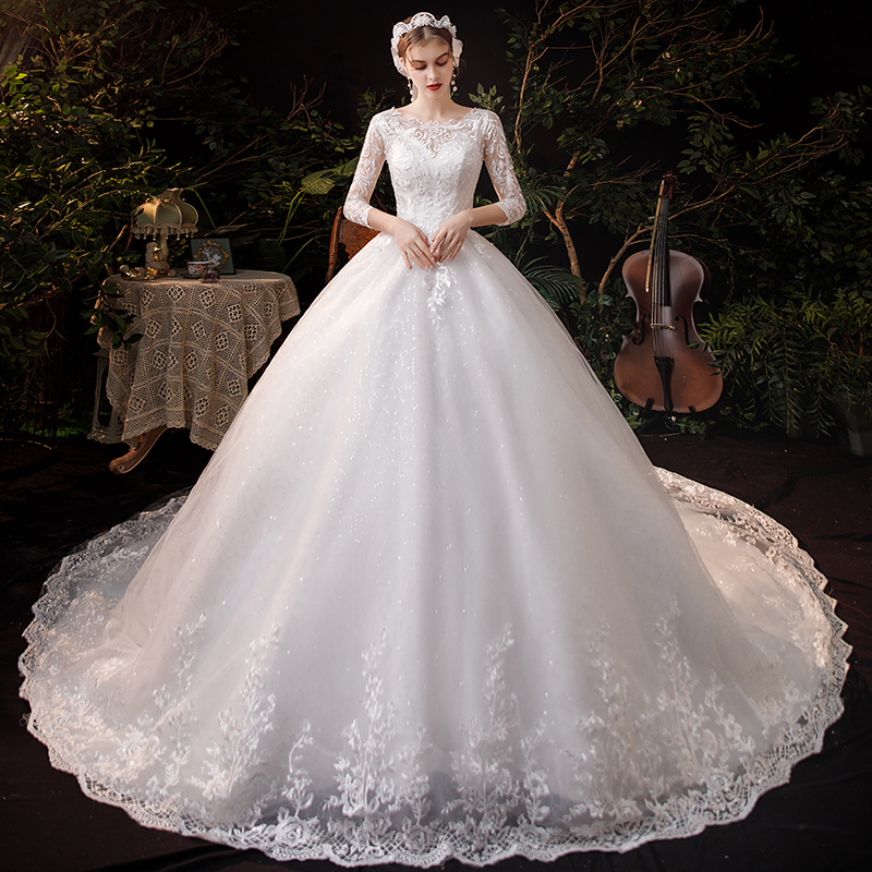 Wedding dress for pregnant, french style, suitable for teen, fitted, plus size