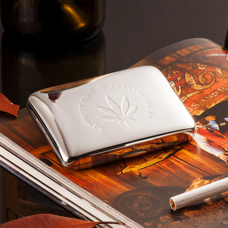 High-end men's stainless steel ultra-thin cigarette case SMART16 cigarette case personality fashion portable anti-pressure