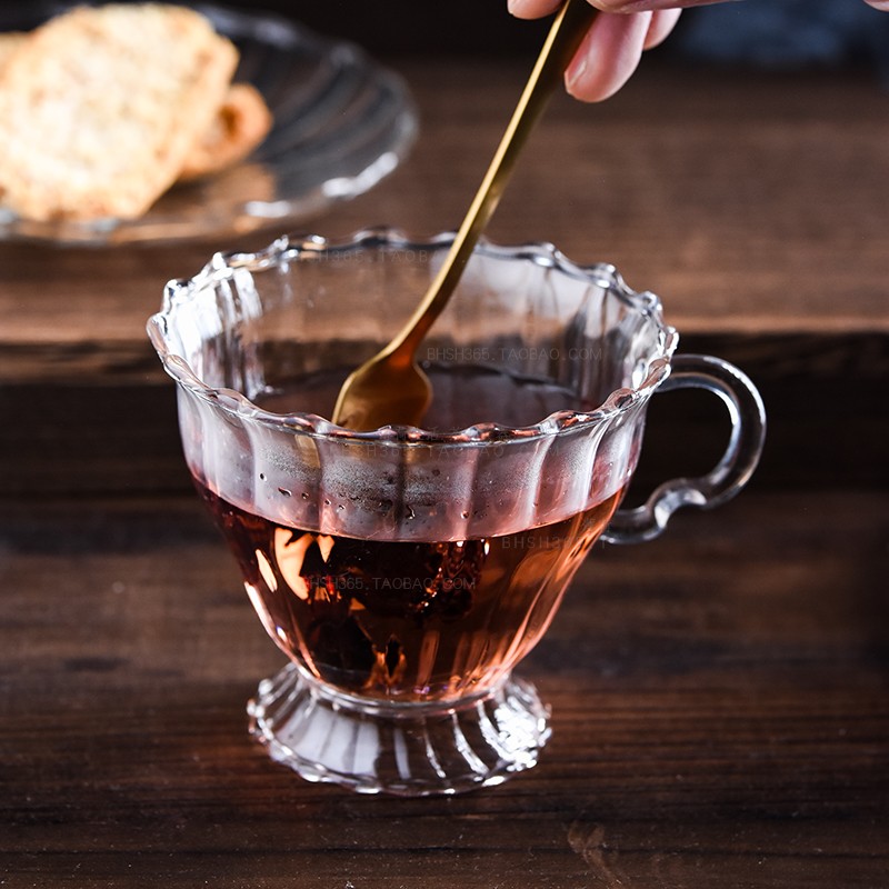 Retro high foot striped glass cup heat resistant glass black tea cup classy elegant coffee cup European style water cup ultra light