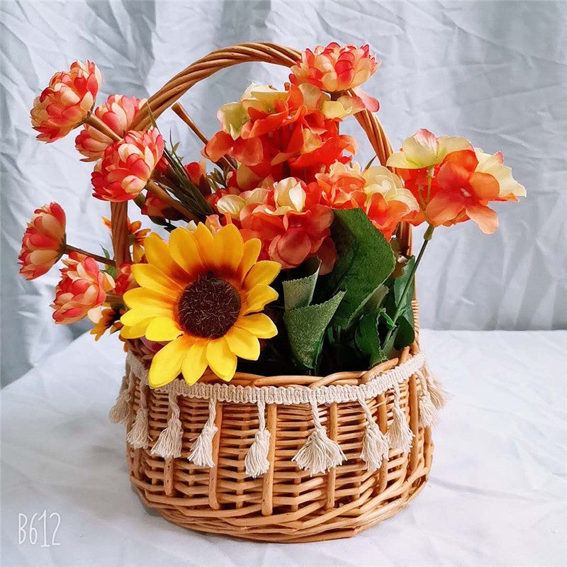Rattan hand flower basket woven basket floral floral floral floral flower floral decoration living-room swing pieces Ins creative flow Su Xiaobaskets