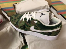 Sneaker customization DIY hand-painted color change graffiti af1 air force bape camouflage custom hand-painted shoe change picture