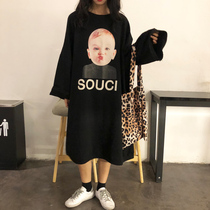 Super long T-shirt women over the knee 2019 new simple loose port flavor autumn long sleeve sweater female girlfriends big t skirt