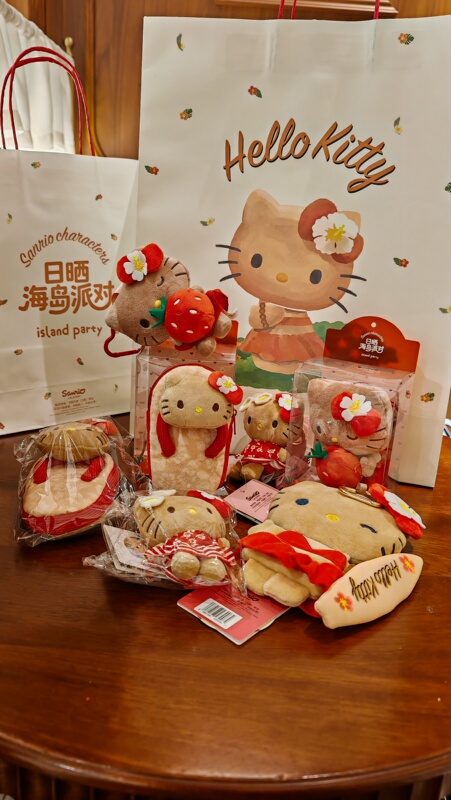 [in Stock] Sanrio Pop-Up Store Island Party Strawberry Hello Kitty Pendant Kt Shopping Bag