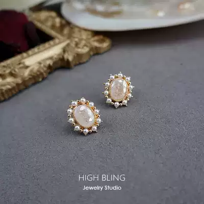 No pierced ears must enter the 2021 new trendy French retro ice crystal silver needle ear needle mosquito coil plate ear clip painless and invisible