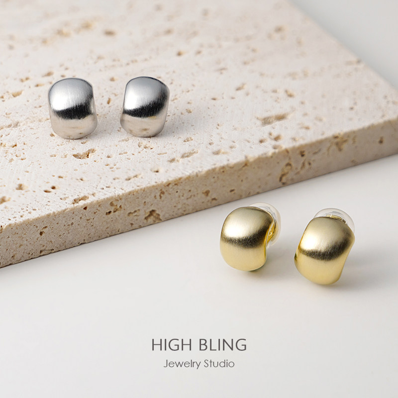Trendy Classic Golden Bean Bean Without Pain Mosquito Coil Ear Clip Without Earl Hole Woman 100 Hitch Commuter Earrings Earring Female Silver Pin