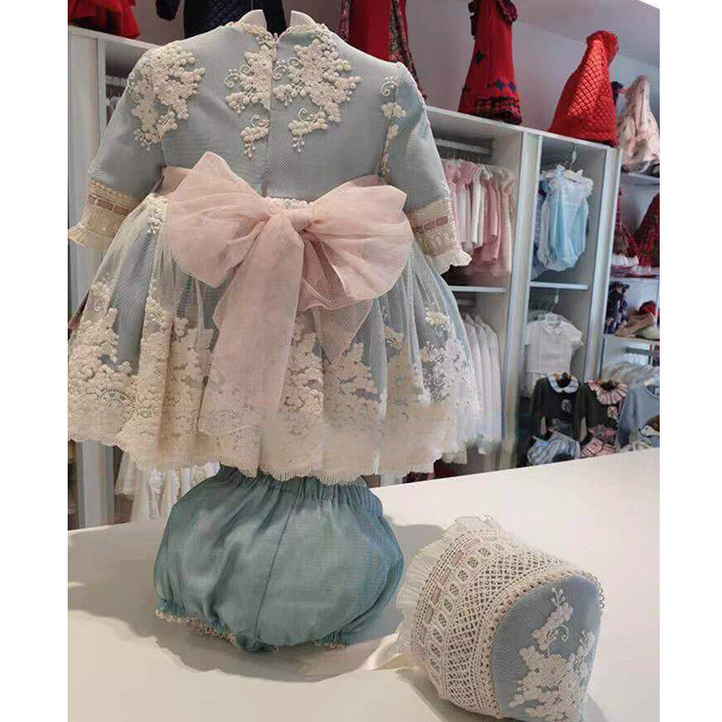 Girls spring and summer new high-end year-old children's clothing baby dress suit Western style lace Spanish princess dress