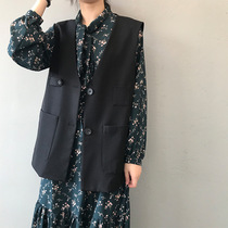 Net red small fragrant wind suit waistcoat waistcoat woman big code vintage vintage v collar vest trendy outer lap wearing a waistcoat jacket