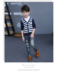 Boys tiests mùa xuân Hàn Quốc phiên bản của chiếc áo khoác mùa thu đơn mảnh hàng đầu của trẻ em có thể mặc cậu bé cơ thể 桖 quần áo dài tay mùa xuân. 