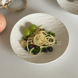 High-End White Rock Pattern Light Relief Ceramic Disc Scandinavian Style Western Food Plate Restaurant Salad Plate with Style