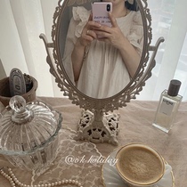 OK holiday * Korean ins French vintage carved flip mirror hostel decoration desktop makeup mirror