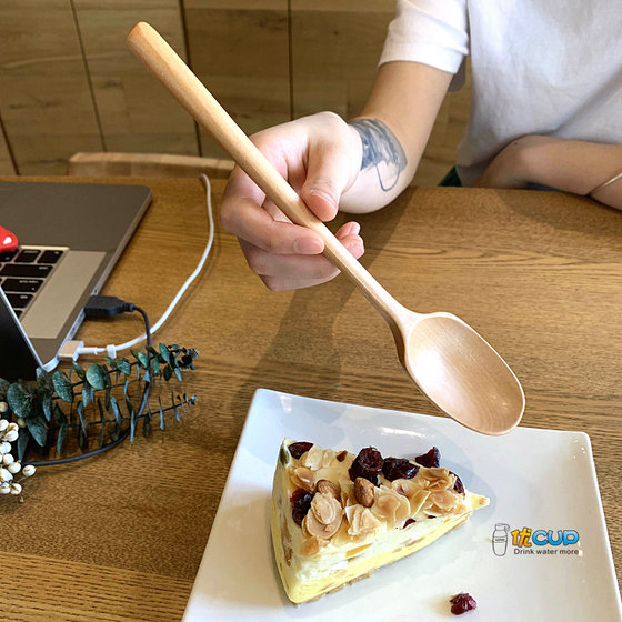 Japanese-style all-wood spoon lotus wood extra long round handle long spoon wooden tableware household honey spoon porridge spoon large mixing spoon