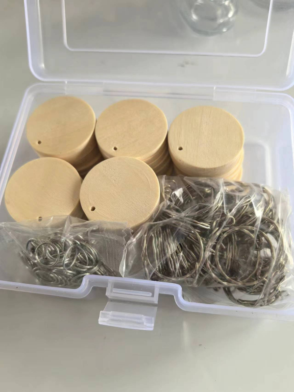 DIY Painted Wooden Sign Keychain Accessories Boxed 35mm Round Wood Piece Key Ring Combination Christmas Decoration Pendant
