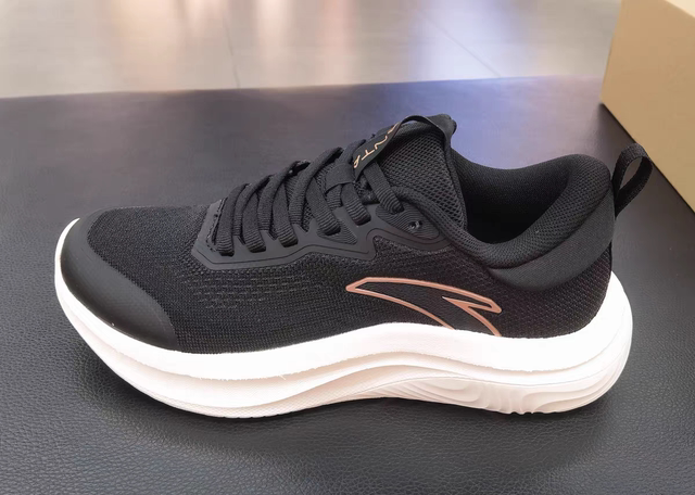 Anta Women's Lightweight Running and Training Shoes, Comfortable Casual Shoes, Versatile Breathable Walking Shoes 122537761R