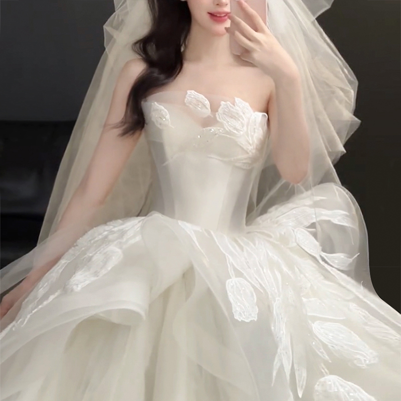 2026 New Style Dreamy Wedding Dress Fairy-Like Illusion Strapless Puffy Skirt with Train Lace Bride Light Forest Style Autumn 2026 New Style Dreamy Wedding Dress Fairy-Like Illusion Strapless Puffy Skirt with Train Lace Bride Light Forest Style Autumn
