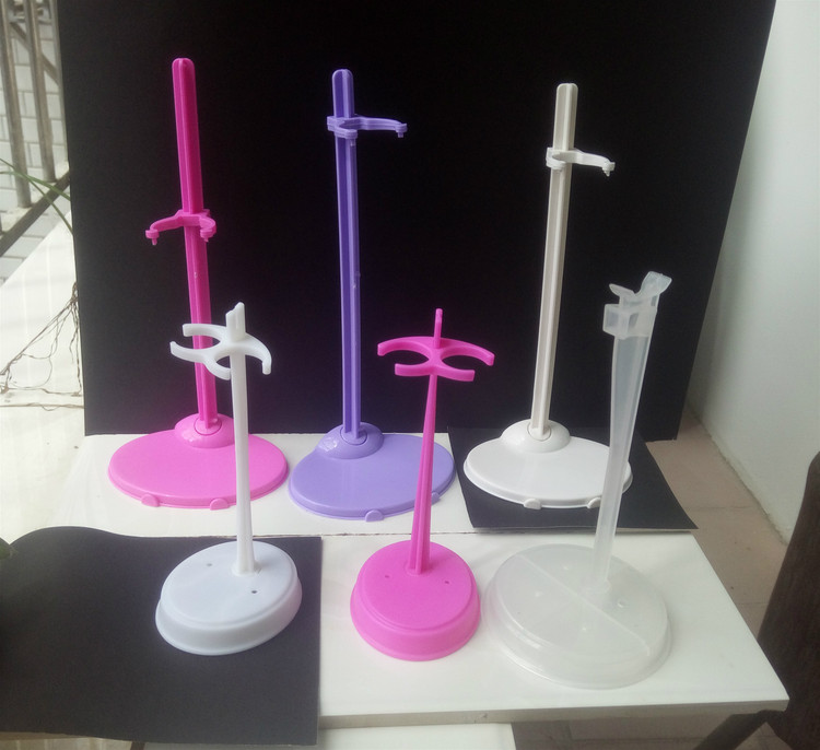 Barbie hơn búp bê đứng đứng thẻ eo trong suốt hỗ trợ quá khổ khung chân thẻ 30 cm miễn phí vận chuyển phụ kiện búp bê cho bé