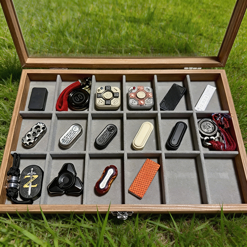 Desktop Stress-Relief Coin Display Edc Fidget Spinner Push Card Toy Mechanical Push Card Fingertip Spinner Storage Box