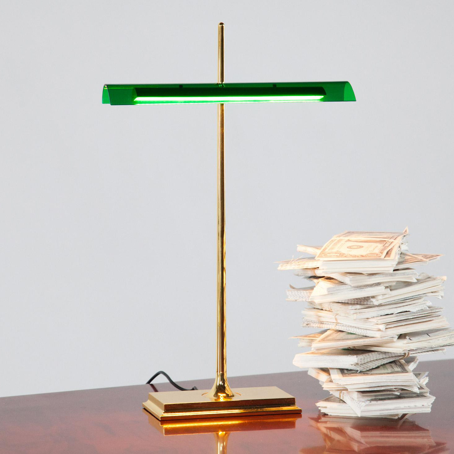 Italian desk modern simple tablelight designer creative study bedroom bedroom bed-head hotel stylish table lamp