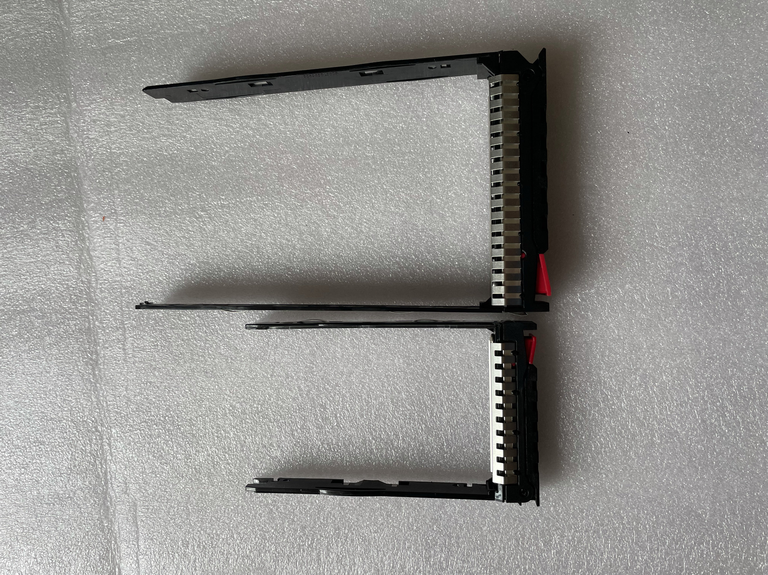 中兴R5300 G4硬盘升级利器：2.5/3.5寸硬盘托架，DIY玩家的福音！-硬盘抽取盒-淘宝好物网