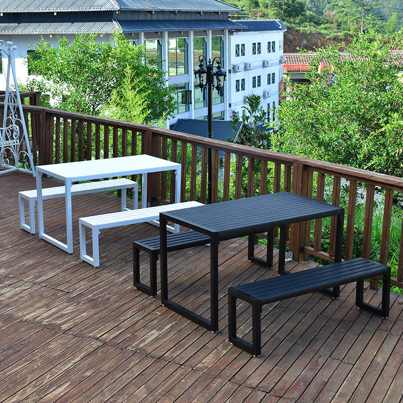 Outdoor American leisure villa courtyard garden park terrace coffee table plastic wood preservative wood open-air long table and chair combination