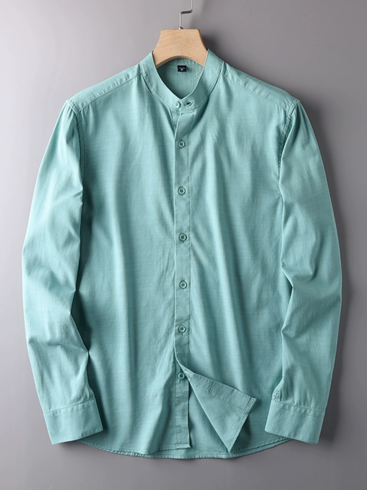 Comfortable breathable summer thin shirt for leisure