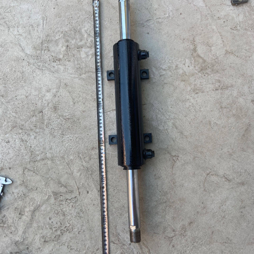 Futian Revoko Wang 554-654-704 tractor hydraulic steering cylinder double external button steering oil cylinder
