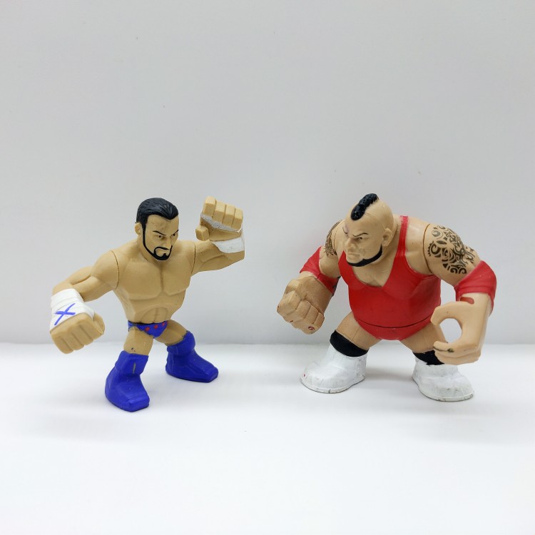 Genuine Casual Goods Meteor Trump Wrestlers Wrestlers wrestlers Occasionally Punch King Model Toy Model Pendulum