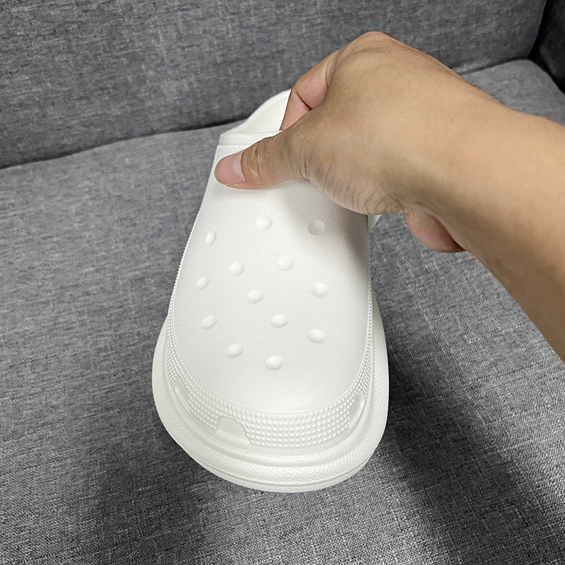 Dép sục nữ Crocs tăng chiều cao chống trượt giày lười đi biển Dép phòng thí nghiệm