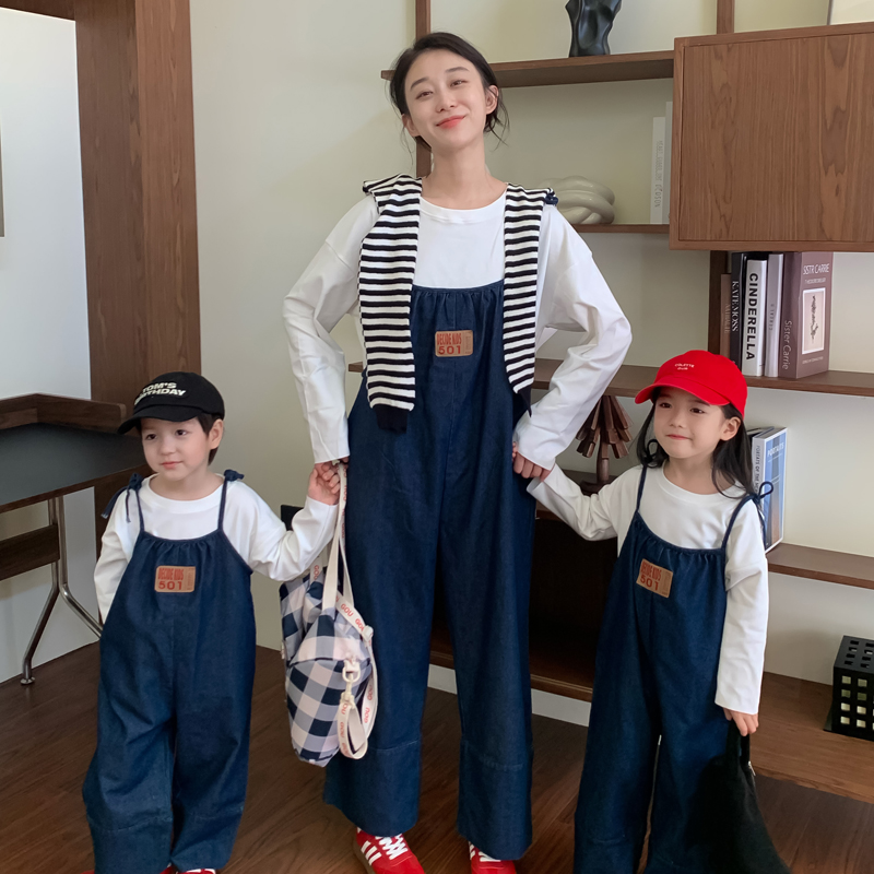 Online Red Kiss Costume Fall 2023 New Mother-daughter Dress Foreign Air Cowboy Back With Pants Han Version Mother-son Spring Autumn Hanging Strap Pants-Taobao