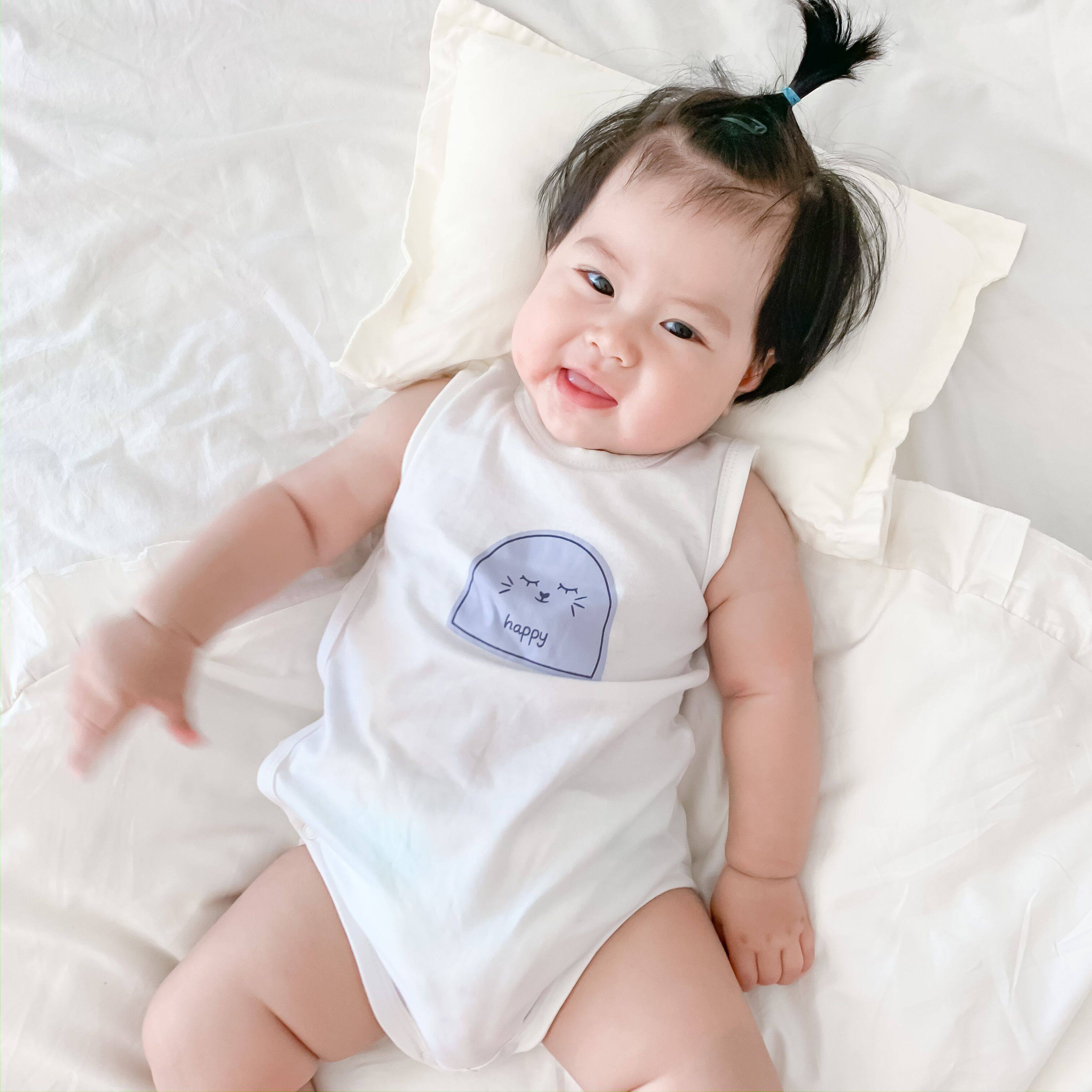 Bag fart clothes baby summer vest type side open sleeveless triangle cute super cute belly thin baby one-piece romper