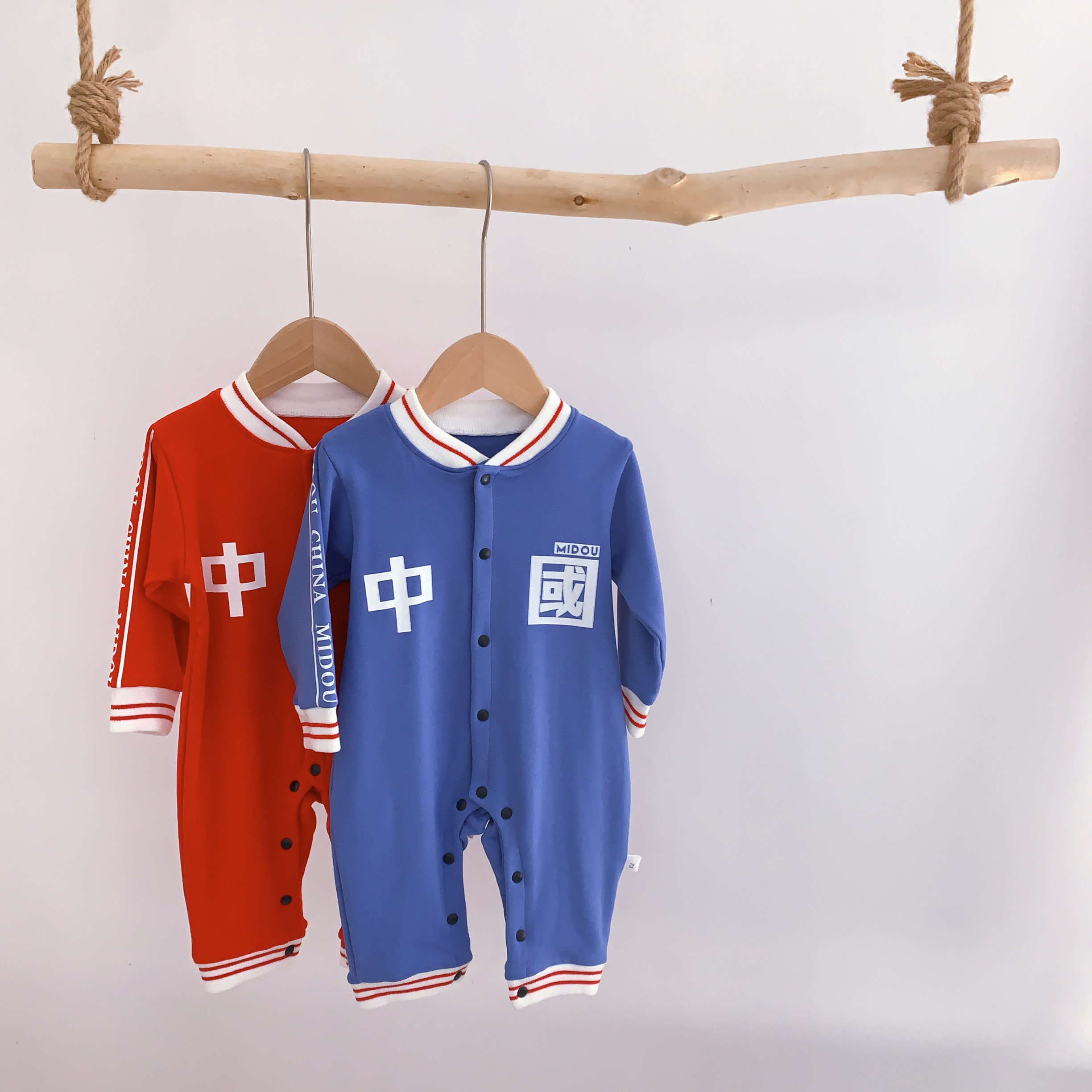 Baby Spring and Autumn outfit girl 1 year old pure cotton supermeumonic gas baby long sleeve clothes outside clothes