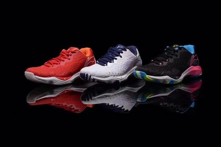 2020 Li Ning raid on II SE raid on 2SE badminton shoes race shoes AYZQ007 AYZQ006