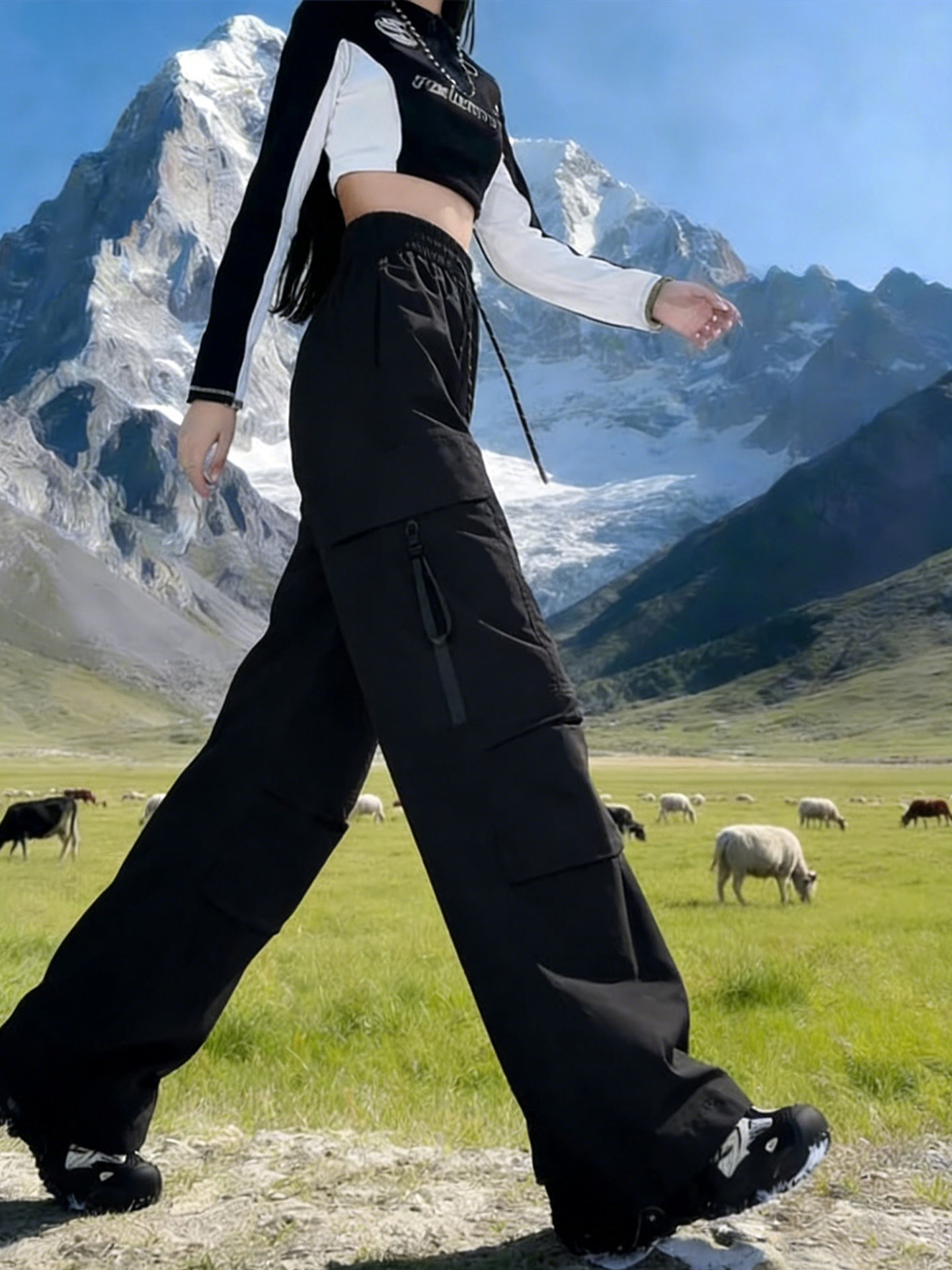 American-Style Waterproof and Windproof Men's Winter Fleece-Lined Wide-Leg Cargo Pants, Three-Proof Outdoor Sports Hiking Pants