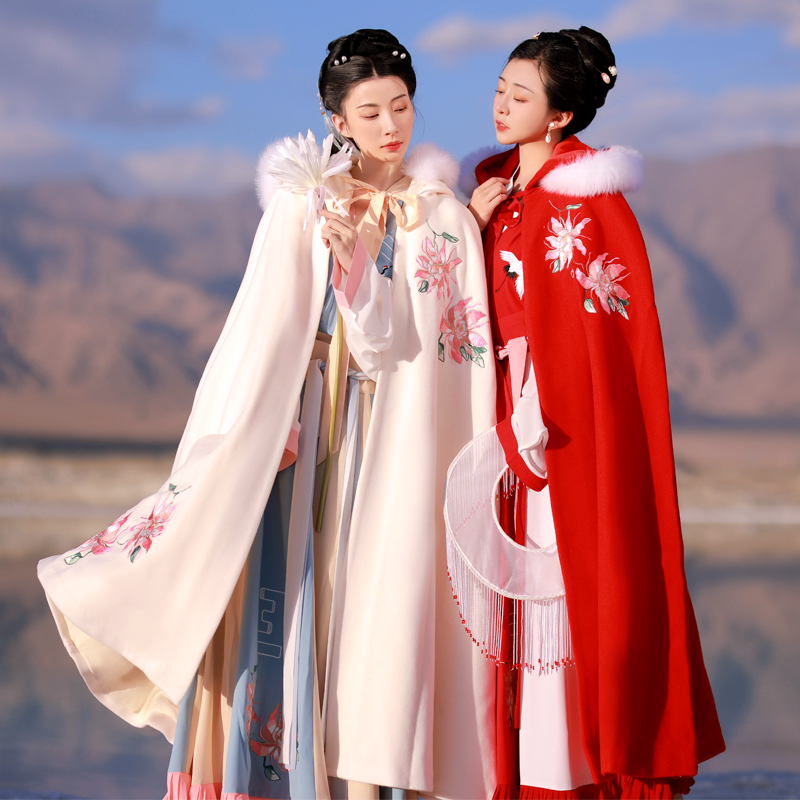 Sub-Knighting Autumn Colors-Pan Flower Crane Original New Hanfu Female National Wind Cape Cashmere Wool in the middle of a long version of the Qifeng Autumn Winter