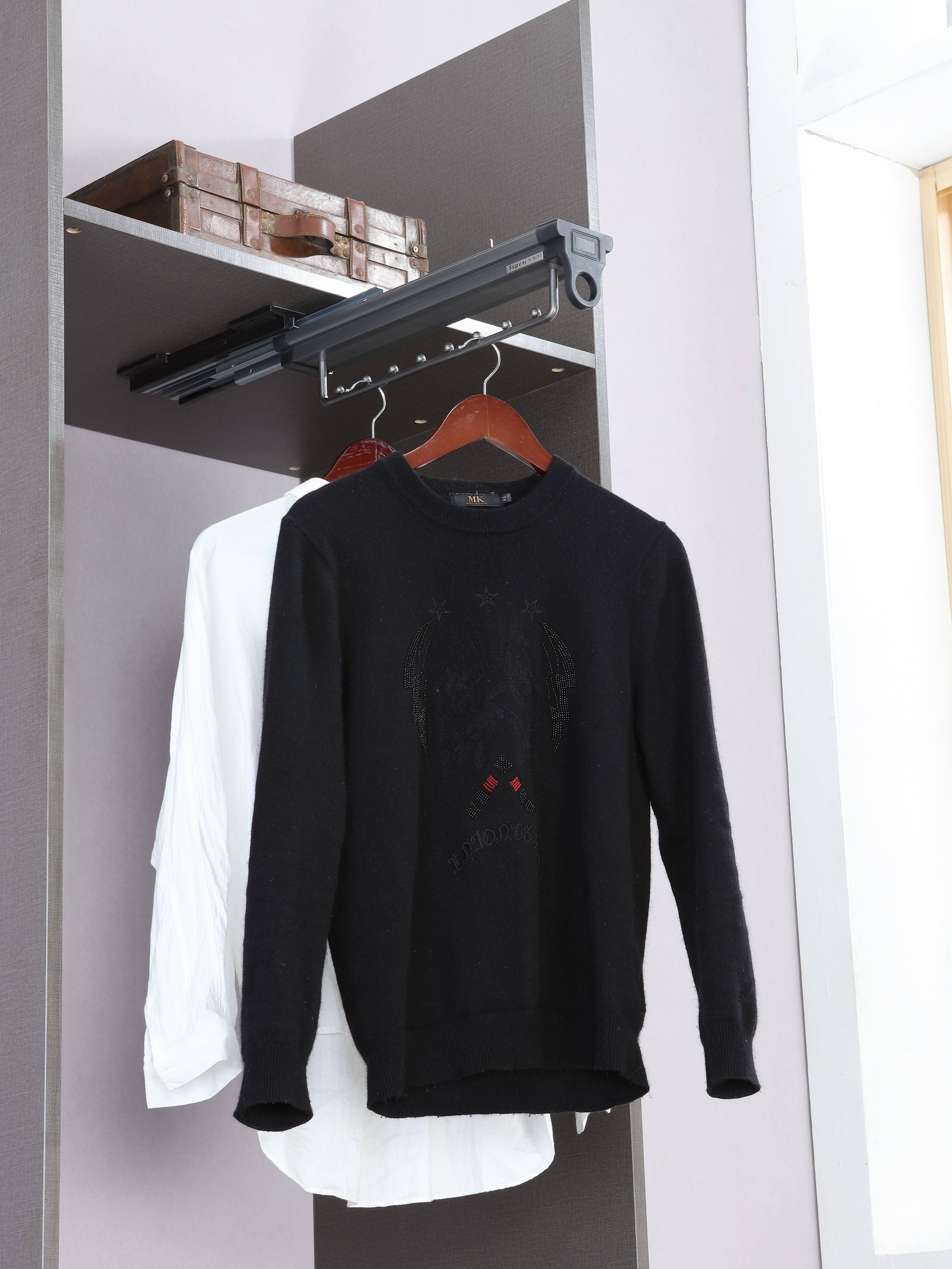New wardrobe Top-up clothes hangers cloakroom Push-pull hanger damping cushioning Hanging Trousers Rack Activity Hanging