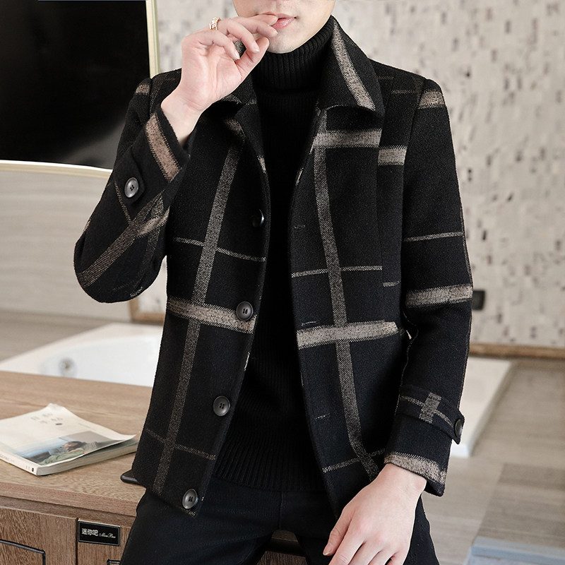 What about the subcoat male boomer spring and autumn turnows, the jacket autumn and winter 2020 new plaid short version of the wind clothes Korean version of the trend