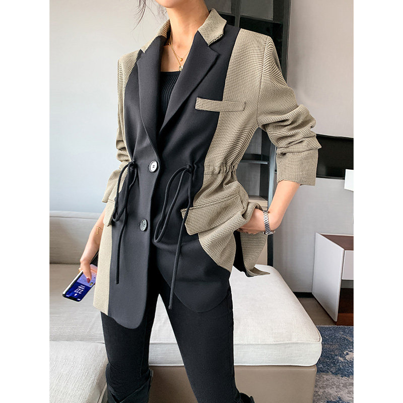 Plaid small suit jacket woman 2022 spring new cashew waist display slim 100 hitch casual design sensation Western-style surge Street