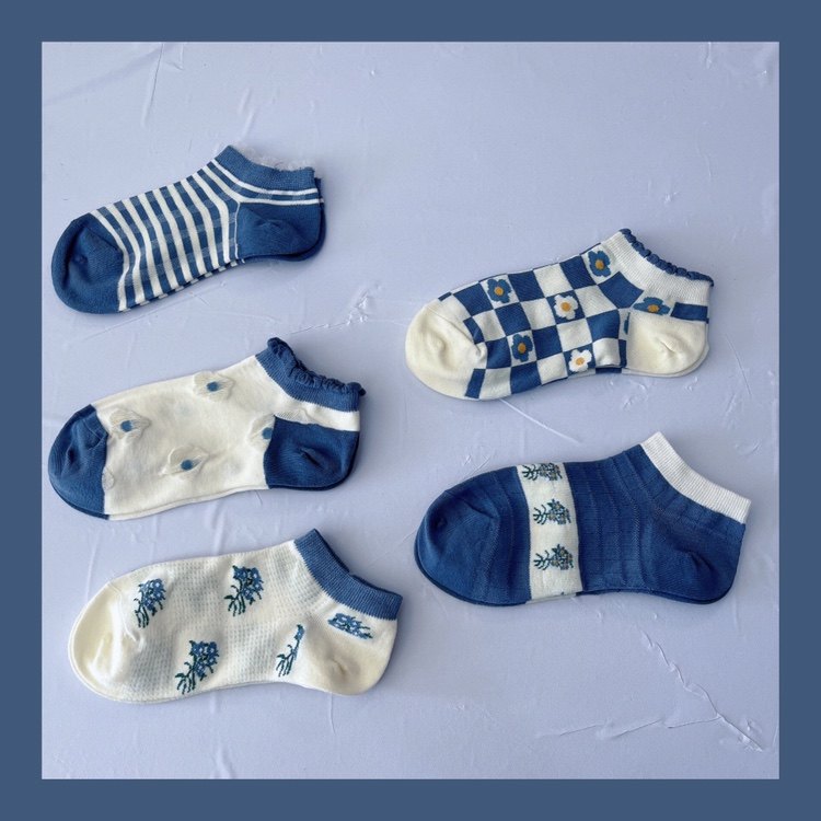 2022 Summer New Socks Women's Pure Cotton Invisible Socks Grid Day Korean cotton socks shallow mouth short socks with invisible roots invisible