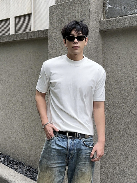 Acarton Solona Anti-Wrinkle High-Weight T-Shirt for Men, Slim Fit, Cleanfit, Round Neck, Solid Color, Regular Shoulder, Short Sleeves