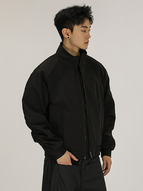 A Carton American-Style Deconstructed Coach Jacket for Men and Women, Outdoor Three-Proof Loose-Fitting Windbreaker with Stand Collar, Trendy Flight Jacket
