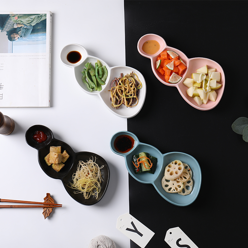 Creative Day Style Hot Pot Cutlery Dish Taste Dish Ceramic Pure glazed dish Three-g small saucer Dorg Dip Saucer Dish-Taobao